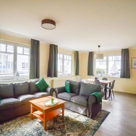 Strandvillen Binz - Ferienwohnung Mit 2 Schlafzimmern Und Balkon Ah-563 Exteriér fotografie