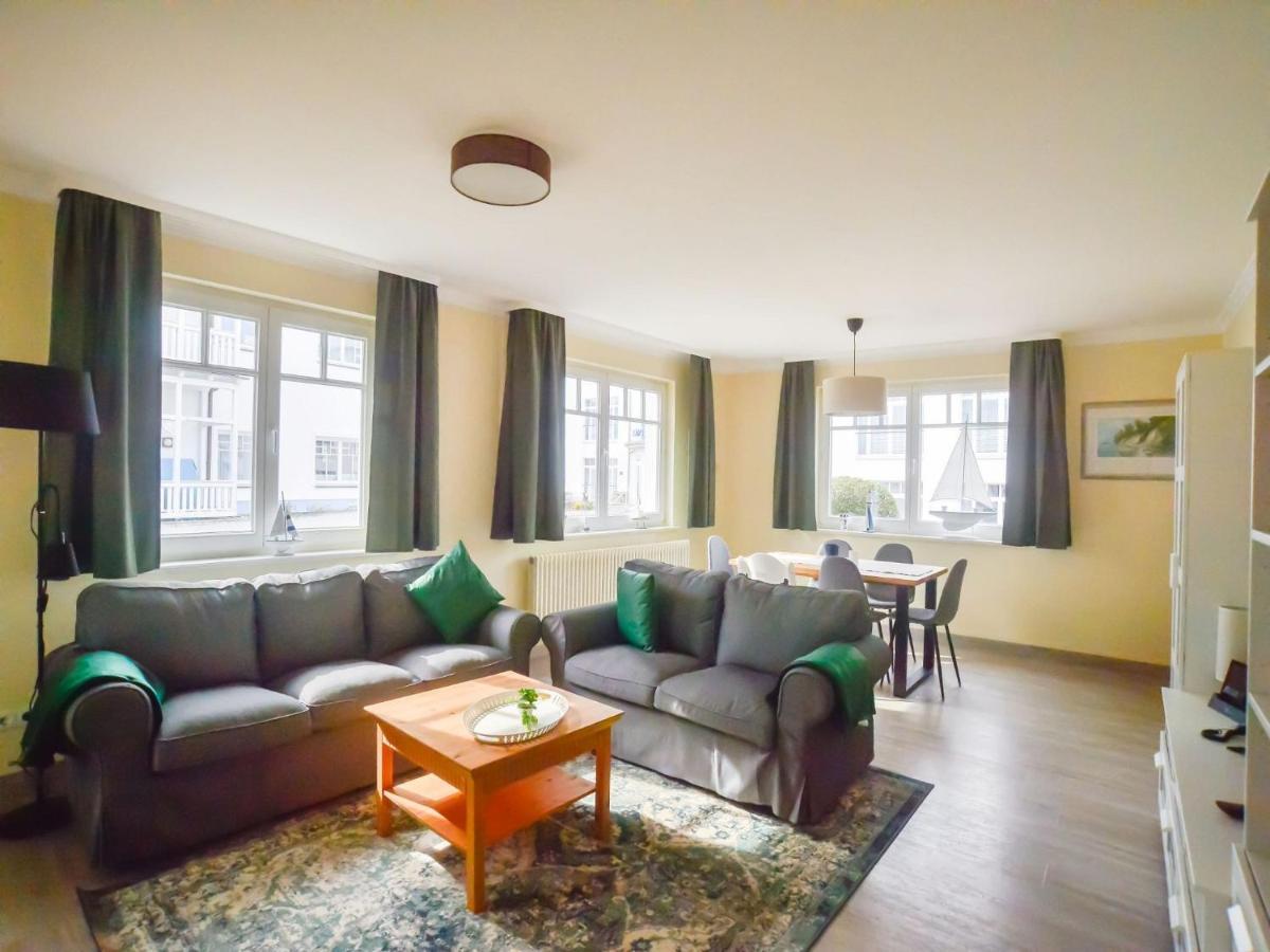 Strandvillen Binz - Ferienwohnung Mit 2 Schlafzimmern Und Balkon Ah-563 Exteriér fotografie